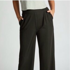 Black Pull On Wide Leg Trouser